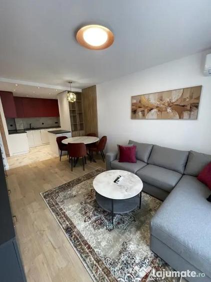 Apartament cu 2 camere semidecomandat în Pantelimon