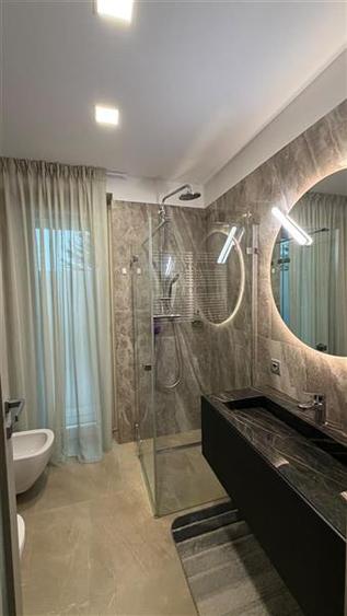 Apartament cu 3 camere circular, mobilat în Bună Ziua