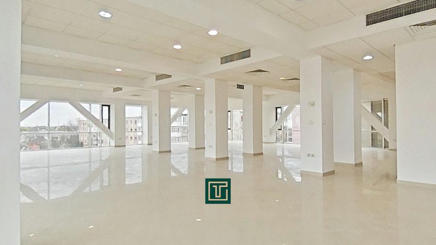 Spațiu comercial, de 200 mp, în Micălaca
