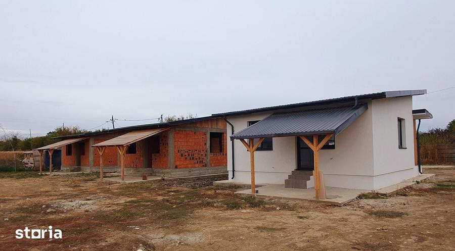 Casă cu 3 camere cu Teren 328 Mp în Crevedia