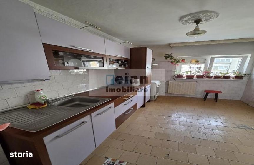 Apartament cu 2 camere decomandat în Militari — fotografia 1
