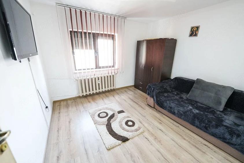 Apartament cu 2 camere decomandat în Rovine