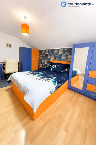 Casă cu 5 camere cu Teren 218 Mp în Tei
