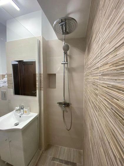 Apartament cu 3 camere decomandat, mobilat în Titulescu