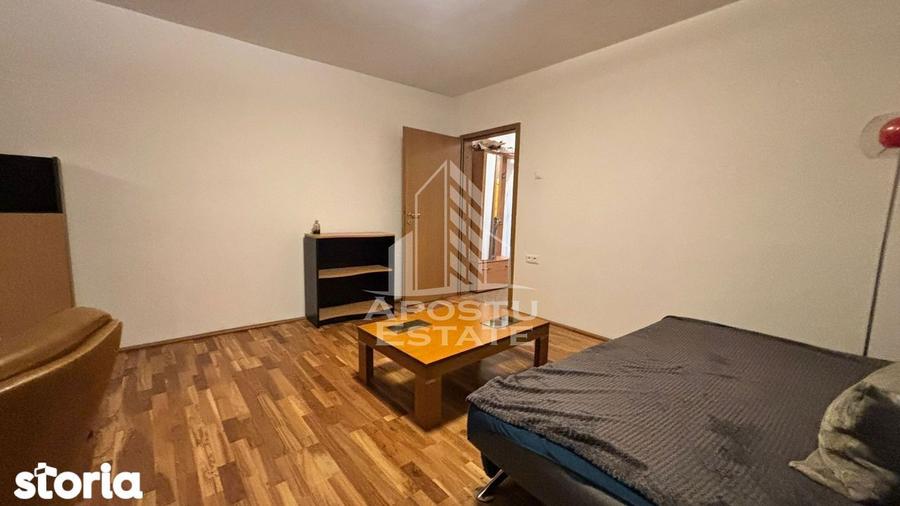 Apartament cu 2 camere decomandat, mobilat în Fabric