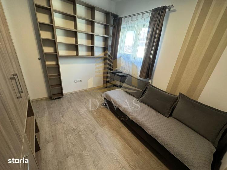 Apartament cu 3 camere semidecomandat, mobilat în Borhanci