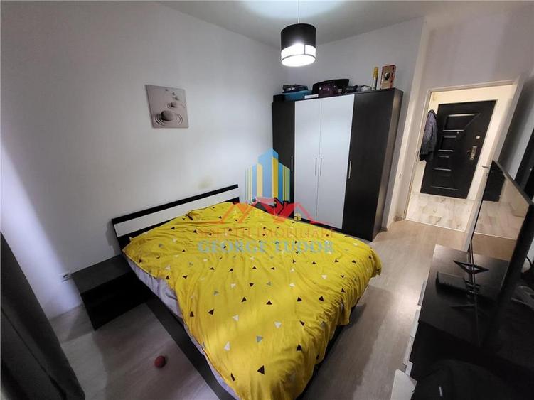 Apartament cu 2 camere semidecomandat, mobilat în Militari