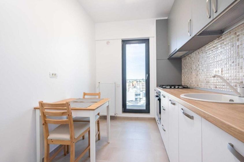 Apartament cu 2 camere decomandat în Regie