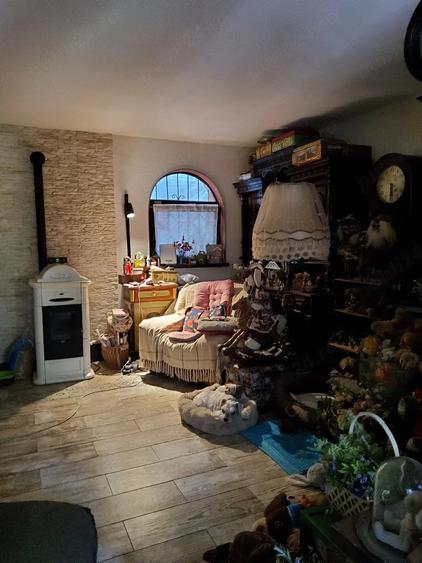 Casă cu Teren 103 Mp în Schei