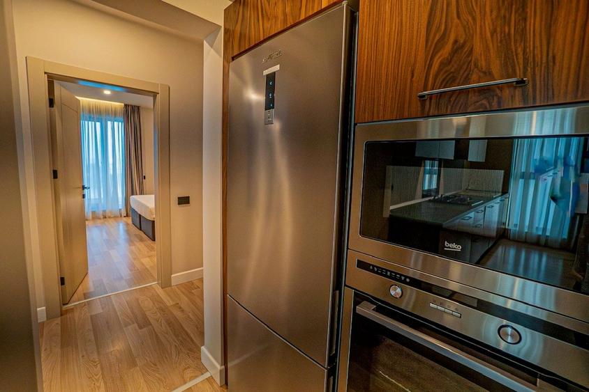 Apartament cu 4 camere în Universitate
