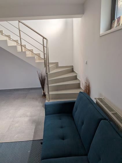 Casă cu 3 camere în Berceni