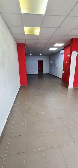 Spațiu comercial, de 64 mp, în Central