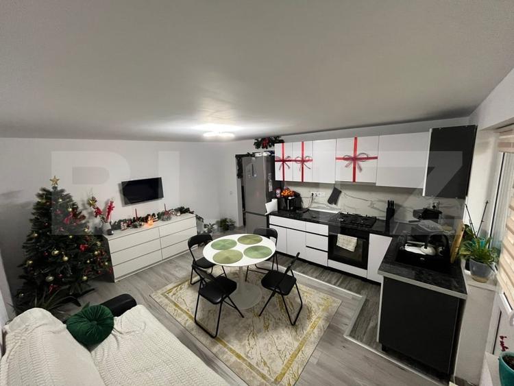 Apartament renovat, decomandat, 2 camere, zona Micro 3 - 3