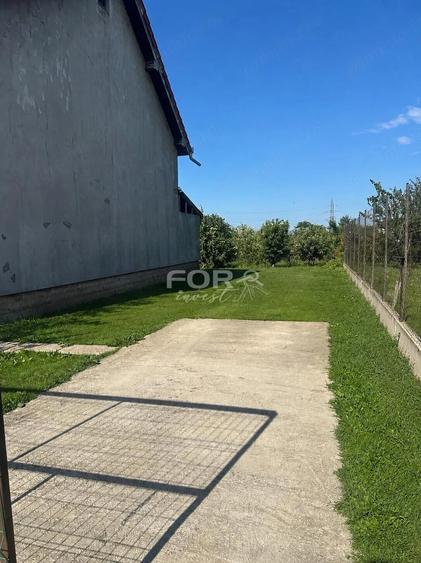 Casă cu 5 camere cu Teren 522 Mp în Sântandrei