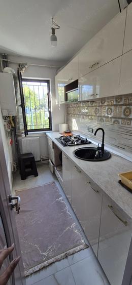 Casă cu 2 camere semidecomandat în Casa de Cultură