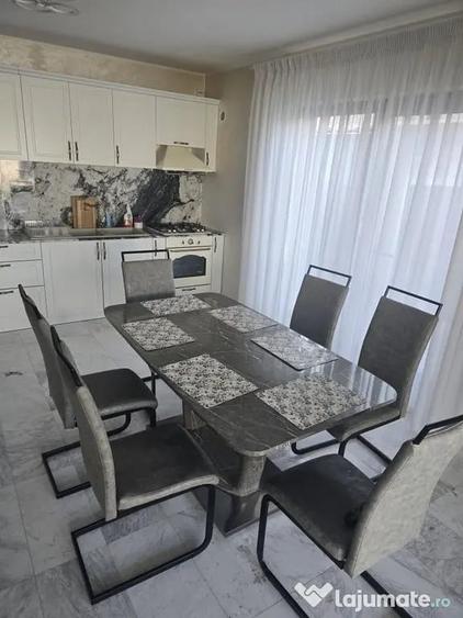 Casă cu 4 camere cu Teren 660 Mp în Valu lui Traian