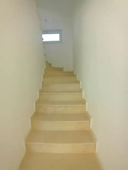 Duplex cu 4 camere cu Canalizare în Chitila