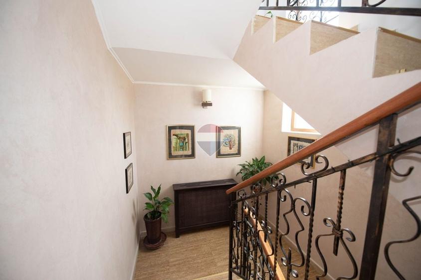 Apartament cu 3 camere decomandat, mobilat în Grivița