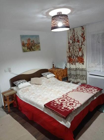 Casă cu 4 camere cu Teren 1018 Mp în Moțăieni