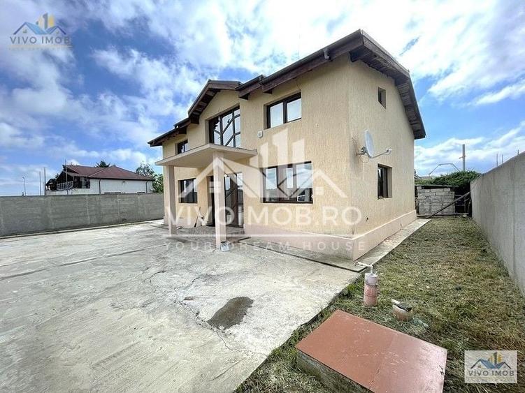 Casă individuală cu 5 camere cu Canalizare în Bâcu