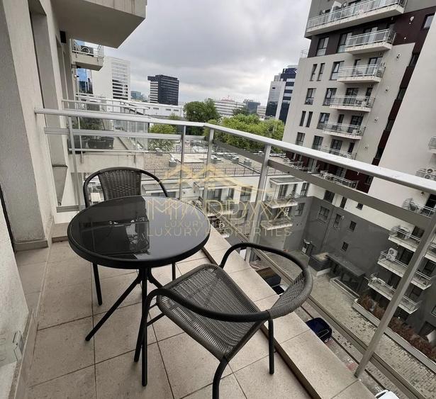 Apartament cu 2 camere, mobilat în Pipera