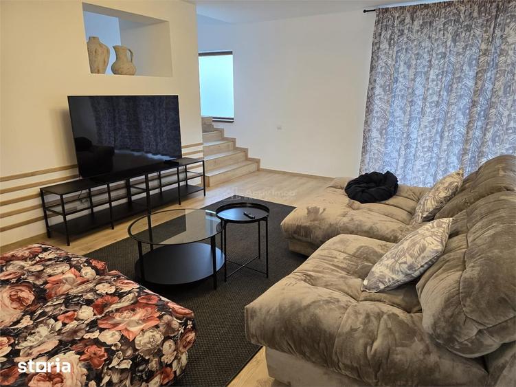Casă cu 4 camere cu Teren 1000 Mp în Tamași