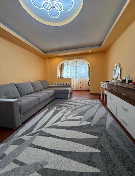 Apartament cu 2 camere decomandat în Dacia