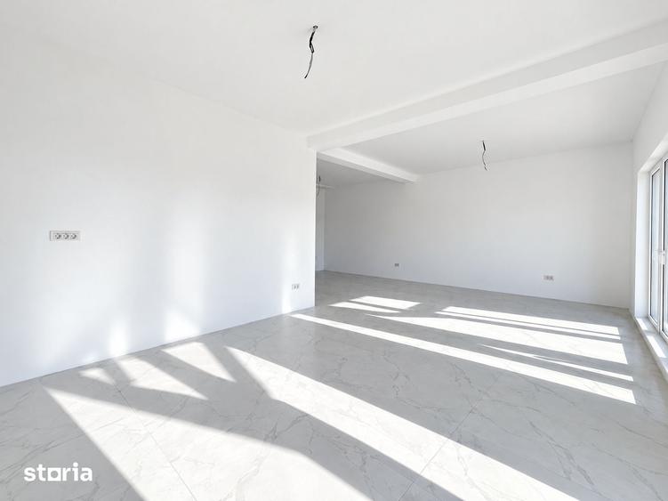 Casă cu 3 camere cu Teren 250 Mp în Moșnița Nouă