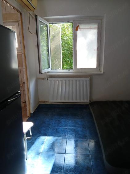 Proprietar vand Garsoniera in Titan, Postavarului, comfort 2 et. 1 10 bloc reabilitat 5 min metrou - 2