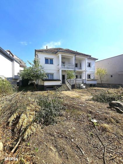 Casă cu 4 camere cu Teren 420 Mp în Titulescu