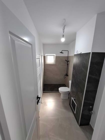 Apartament cu 2 camere decomandat în Noua