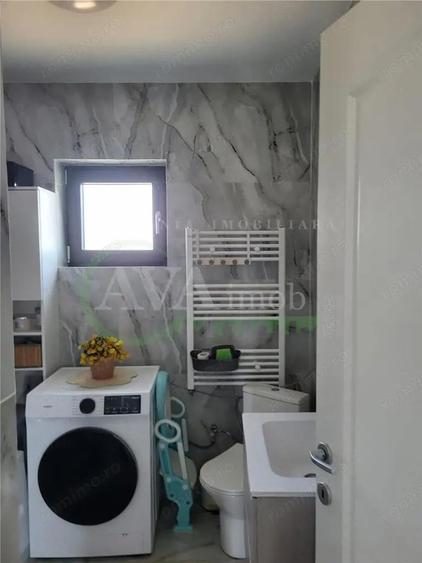 Casă cu 3 camere cu Teren 430 Mp în Central