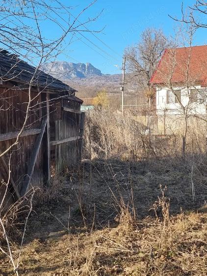 Teren de 1200 mp, în Central