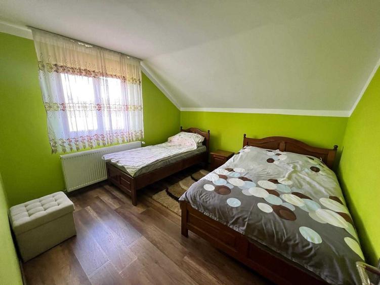 Casă cu 4 camere în Mărișel