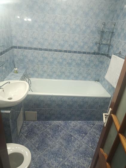 Apartament cu 3 camere decomandat în Narcisa