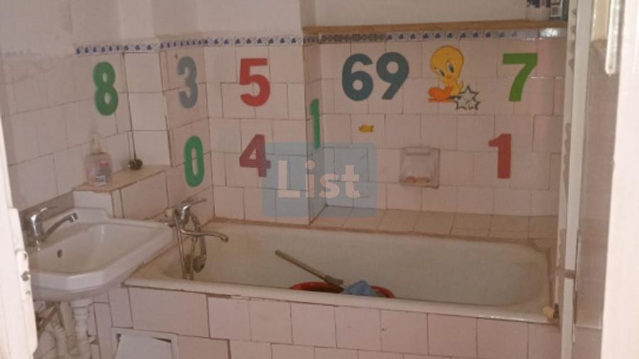 Apartament cu 2 camere decomandat în Micro 19