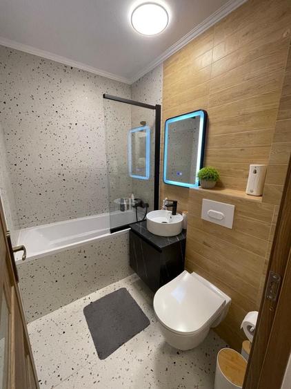Apartament cu 3 camere în Rogerius