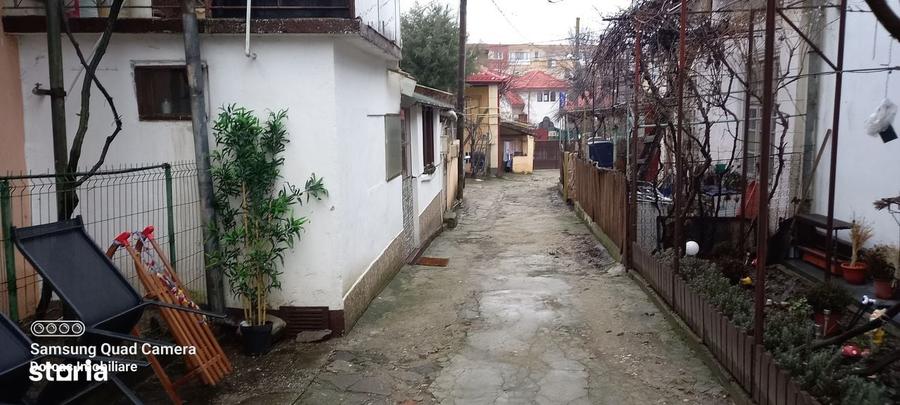 Casă cu 2 camere în Central