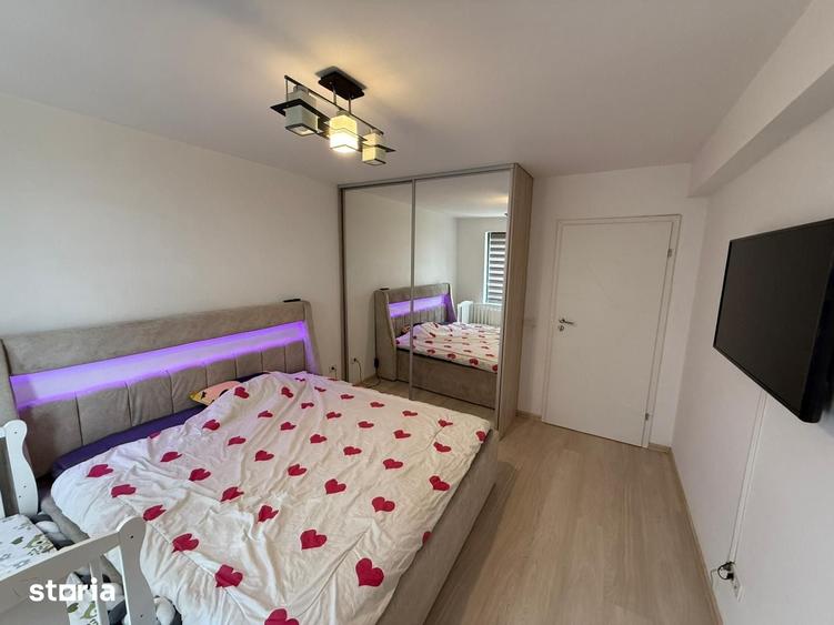 Apartament cu 3 camere decomandat în Ultracentral