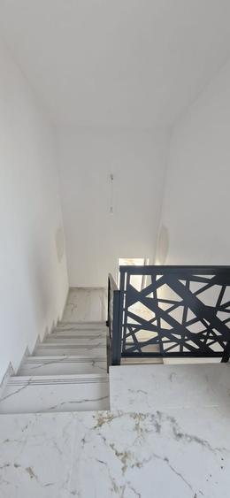 Casă individuală cu 4 camere cu Canalizare în Vârteju