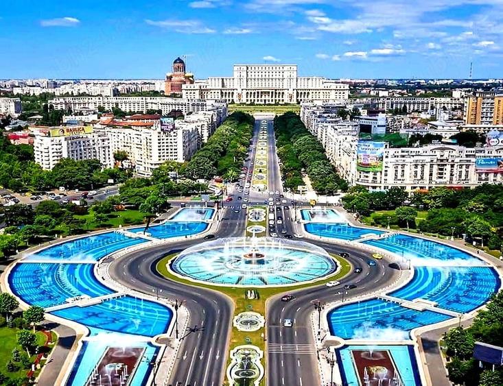 Apartament cu 5 camere decomandat în Unirii