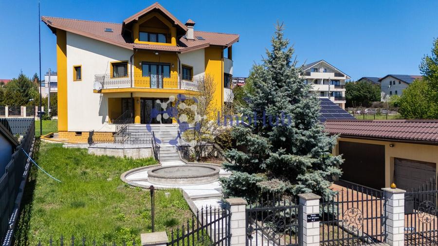 Casă cu 10 camere cu Canalizare în Valea Lupului