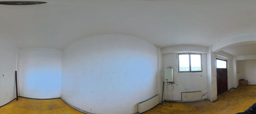 Spațiu comercial, de 134.69999694824 mp, în Valea Aurie
