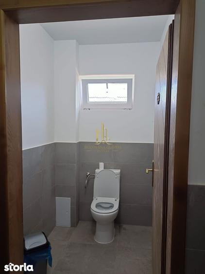 Spațiu comercial, de 600 mp, în Dumbrăveni