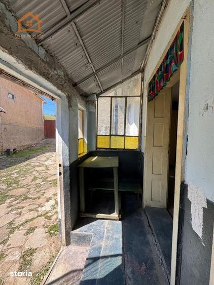 Casă cu 4 camere cu Teren 390 Mp în Augustin