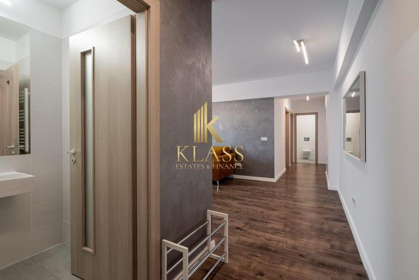 Apartament cu 3 camere semidecomandat, mobilat în Pipera
