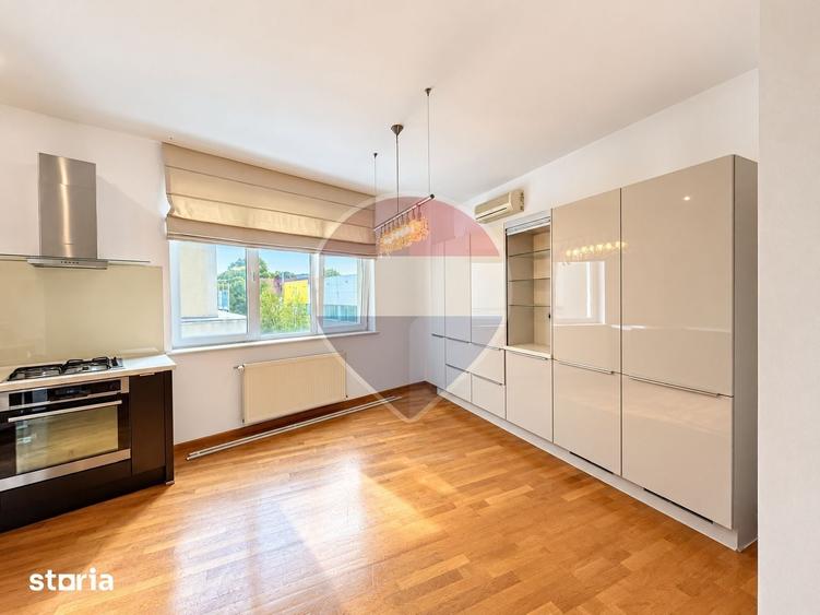 Apartament cu 4 camere în Floreasca