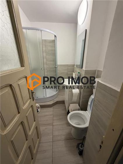 Garsonieră decomandată în Micro 5