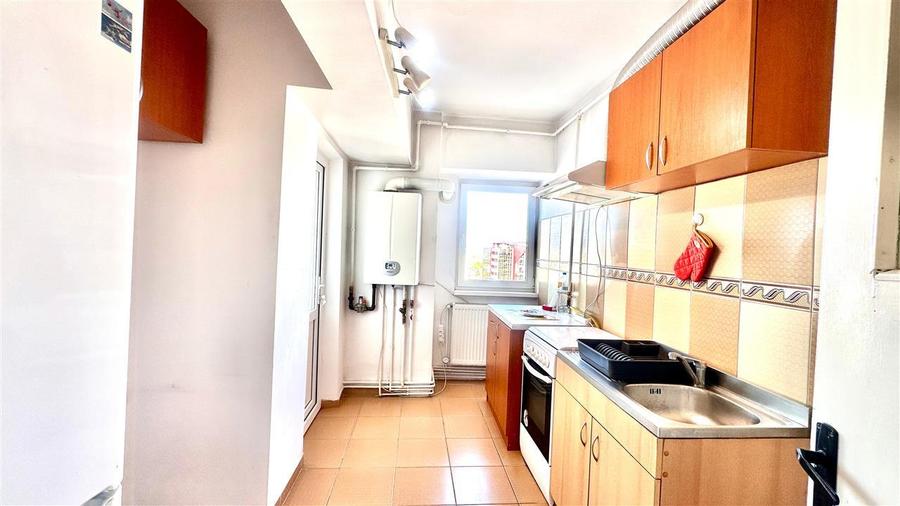 Apartament cu 2 camere decomandat în Griviței
