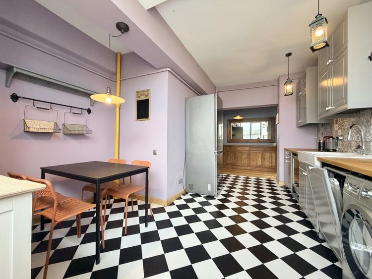 Inchiriere Apartament 3 camere, 117 mp, strada Paris, zona centrala - 18